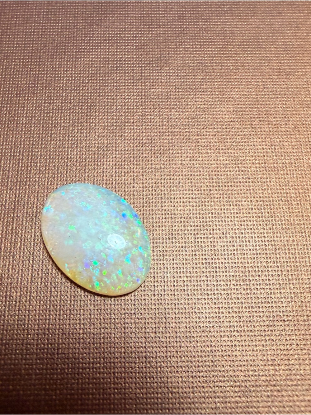 2.33ct white Opal stone